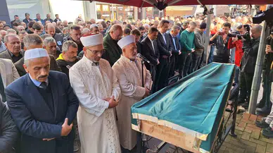 Trabzon’un Beşikdüzü İlçesinde Dalgalara Kapılan Lise Öğrencilerinden Buyruk Berke Aşık Vakfıkebir İlçesinde Toprağa Verildi