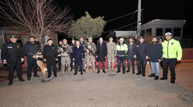 Vali Varol Nöbette Olan Takımların Yeni Yılını Kutladı