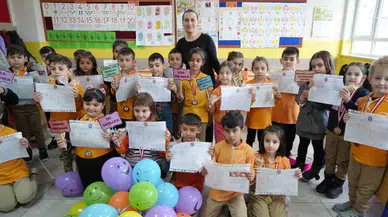 265 Bin Öğrenci Karne Sevinci Yaşadı
