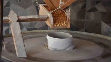 3 Asırdır Vatandaşa Un Öğüten Su Değirmeni Tarihe Tanıklık Ediyor