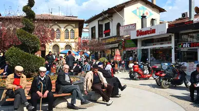 Emeklilik Sistemi Değişebilir, AK Parti’den Sinyal Var