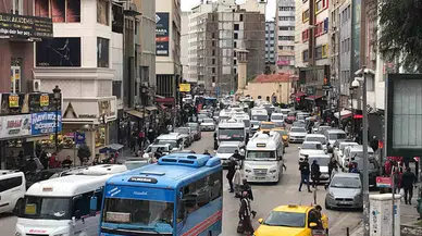 Adana’da Taşıt Sayısı Arttı, Korna Sesi Zahmete Döndü