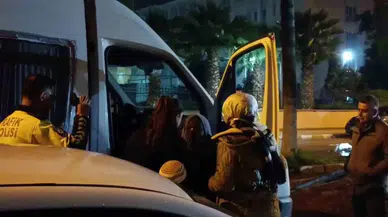 Adliye Binasına Girmeye Çalışarak Polis Gruplarına Zorluk Çıkaran 11 Şahıs Gözaltına Alındı