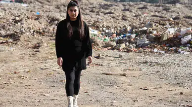 Ailesini ve Kızını Sarsıntıda Kaybetti, Eşi ve Öteki Çocuğu ile Hayata Tutunuyor