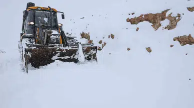 Antalya’da Grupların Karla Uğraşı