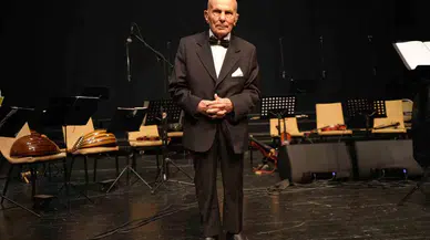 Asırlık Çınar Sahnede: 100 Yaşındaki Koristten Solo Gösteri