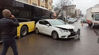 Ataşehir’de İETT Otobüsü 4 Araca Çarptı