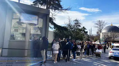 Ayasofya Kebir Camii Şerifi’nde Yeni Düzenleme: Girişler Ayrıldı, Turistler Fiyat Ödemeye Başladı