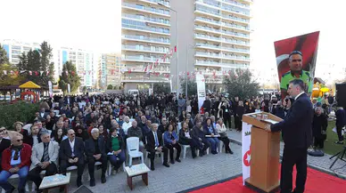 Bayraklı’da 21’i Yeni, 68’i Revize Edilen Park Hizmete Açıldı