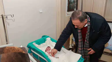 Bingöl’de Yılın Son Bebeği ve Yeni Yılın Birinci Bebeği Doğdu