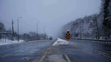 Bolu Dağı’nda Hafif Kar Yağışı Tesirli Oluyor