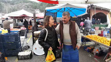 Bu Tezgahta Takdir Dokümanı Getirene Vitamin Ücretsiz