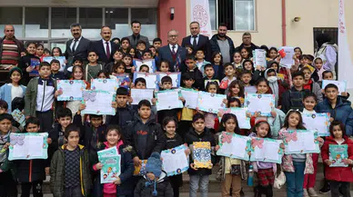 Diyarbakır’da 483 Bin 360 Öğrenci Karne Sevinci Yaşadı