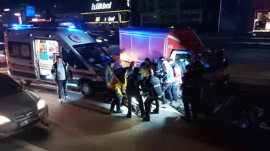 Gebze’de Kamyonet Bariyerlere Ok Üzere Saplandı: 1 Yaralı
