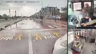 Halk Otobüsüyle Hafif Ticari Aracın Çarpışma Anı Kamerada