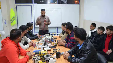 Hudut Köyünde Açılan Kurs Ekmek Kapısı Oluyor