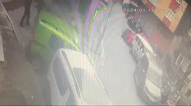 İstanbul’da Kız Sorunu Arbedesi Kanlı Bitti: Arkadaşının Başına Bıçak Sapladı