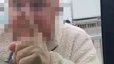 İstanbul’da Trafikte Öfkeli Maganda Dehşeti Kamerada: Tek Yumrukla Aynayı Kırdı