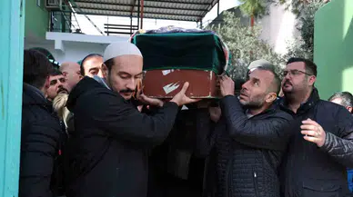 İzmir’de 12 Yaşında Bıçakla Öldürülen Behiye Son Seyahatine Uğurlandı