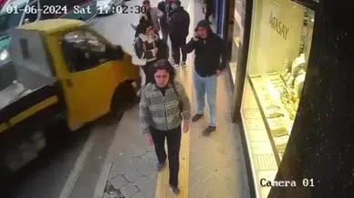 İzmir’de Kamyonet Yayalara Çarpıp İş Yerine Dalmıştı, Dehşet Anlarını Anlattılar