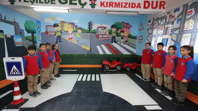 Jandarmadan Minik Öğrencilere Trafik Eğitim Sınıfı