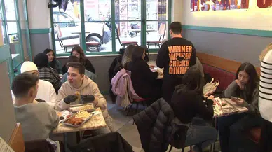 Kadıköy Esnafından Üniversite Öğrencilerine Fiyatsız Yemek Takviyesi