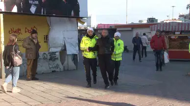 Kadıköy’de Işık İhlali Yaptı, Takımlara Direndi