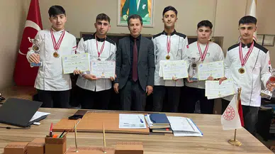 Karacabey’in Genç Aşçıları Türkiye Şampiyonu Oldular