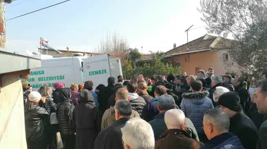 Katliam Yapan Doçent, Salihli’de Toprağa Verildi
