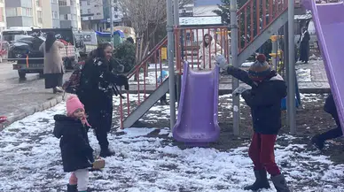 Kent Beyaza Büründü, Çocuklar Karın Tadını Doyasıya Çıkardı