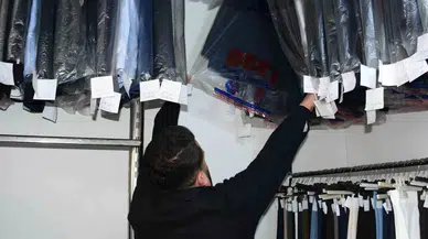 Kuru Temizlemecide Unutulan Elbiseler Muhtaçlık Sahiplerini Isıtıyor