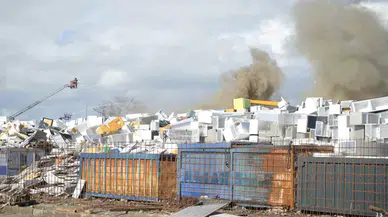 Manisa’da İkinci Sefer Yangın Çıkan Tesis Mühürlendi