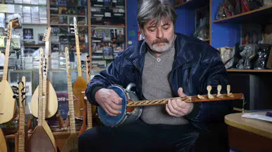 Mesken Aletinden Yaptığı Çalgı ’Mutfak Aletlerini Konuşturan Adam’ Olarak Anılmasını Sağladı