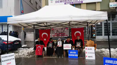 Muşlu Annelerin Evlat Nöbeti Devam Ediyor