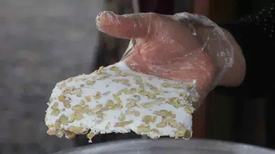 Odun Ateşinde 3 Günde Hazırlanıyor, Kışın Bedeni Sıcak Tutuyor