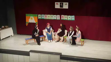 Öğretmenlerden Oluşan Tiyatro Grubu Hem Öğretti Hem Eğlendirdi