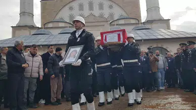 Polis Memuru Akıllı, Memleketinde Toprağa Verildi