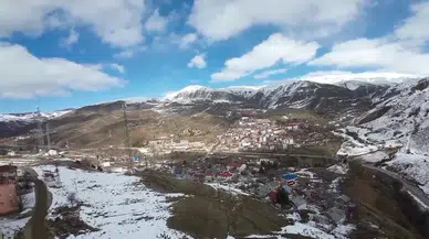 Pülümür’de Konteyner Kent Çalışmaları Sürüyor