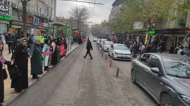 Şanlıurfa’da Gazze İçin İnsan Zinciri Oluşturuldu