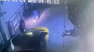 Sarıyer’de Müzikhol Önünde Yaşanan Silahlı Taarruzun En Net Manzaraları Kamerada: Akında “Mami” Ayrıntısı Dikkat Çekti