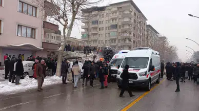 Sarsıntının Yıldönümünde Acılar Hala Taze