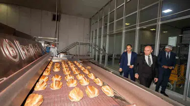 Soyer: “5 TL’ye Ekmek Satmaya Devam Edeceğiz”