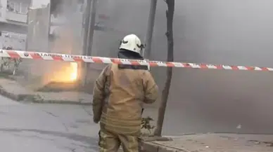 Sultangazi’de Akaryakıt İstasyonu Yakınlarında Patlayan Trafo Paniğe Neden Oldu