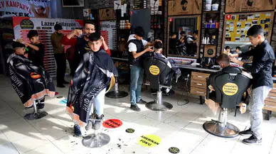 Takdir ve Teşekkür Dokümanı Alan Öğrencilere 3 Gün Fiyatsız Tıraş