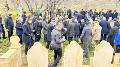 Teröristlerin 37 Yıl Evvel Katlettiği Vatandaşlar Mezarları Başında Dualarla Yad Edildi
