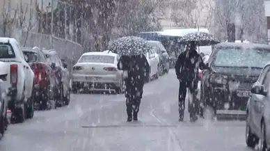 Tunceli’de Kar Yağışı Tesirli Olmaya Başladı