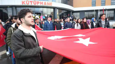 Üniversiteli Öğrencilerden ‘Teröre Lanet’ Yürüyüşü