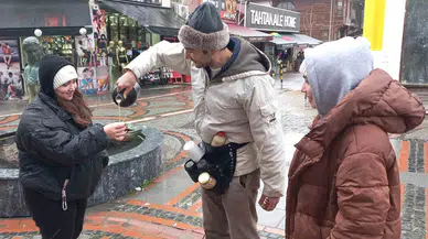 Üniversiteli Seyyar Bozacı