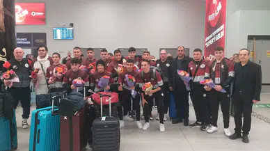 Ydü Erkek Hentbol Ekibi İsmini Finale Yazdırdı