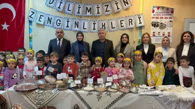 Anaokulu Öğrencilerinin Atık Gereçlerden Yaptığı Eserler İlgi Gördü
